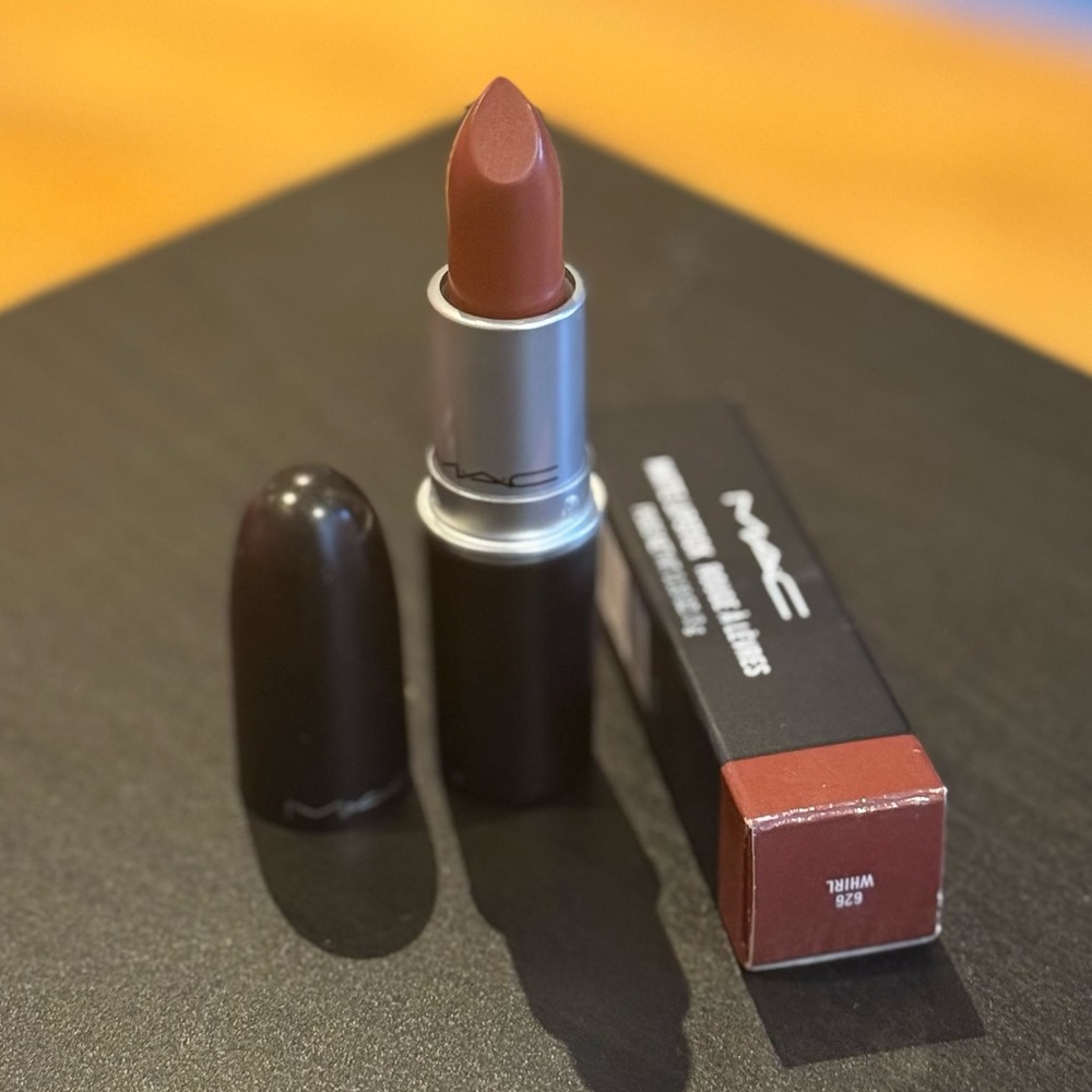 NEW! MAC Retro Matte Lipstick - 626 Whirl (Mauve Brown) Kylie Jenner’s favorite